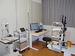 竹原　日谷眼科　検査室